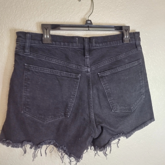 Abercrombie and Fitch 4" mom short high rise black Sz 10/30 - Picture 5 of 9